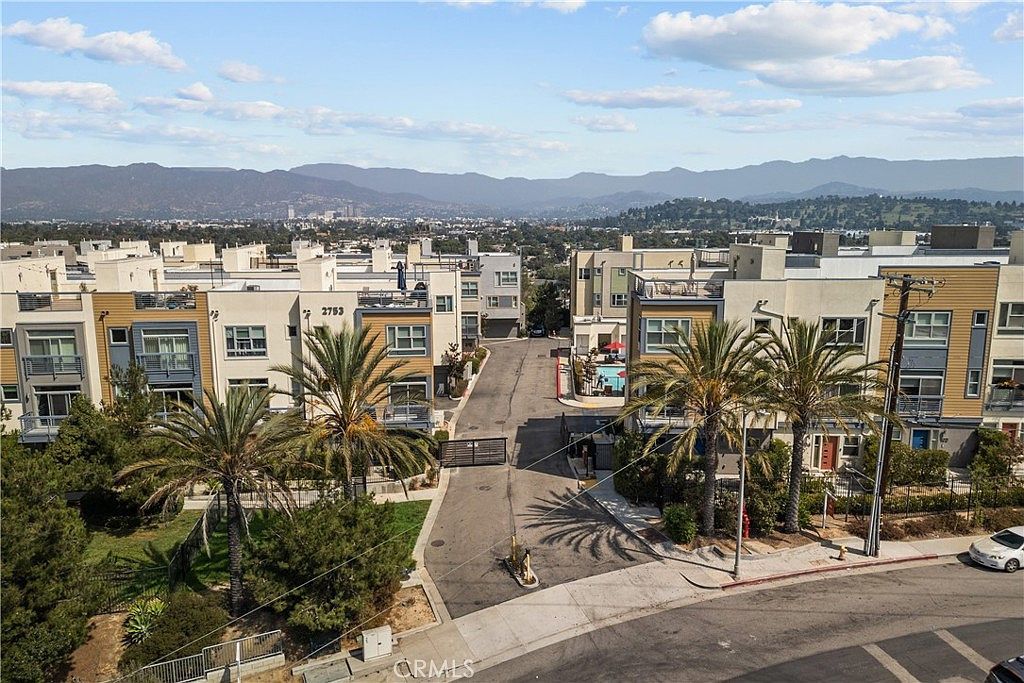 2753 Waverly Dr APT 705 Los Angeles, CA 90039 - Thumbnail 4