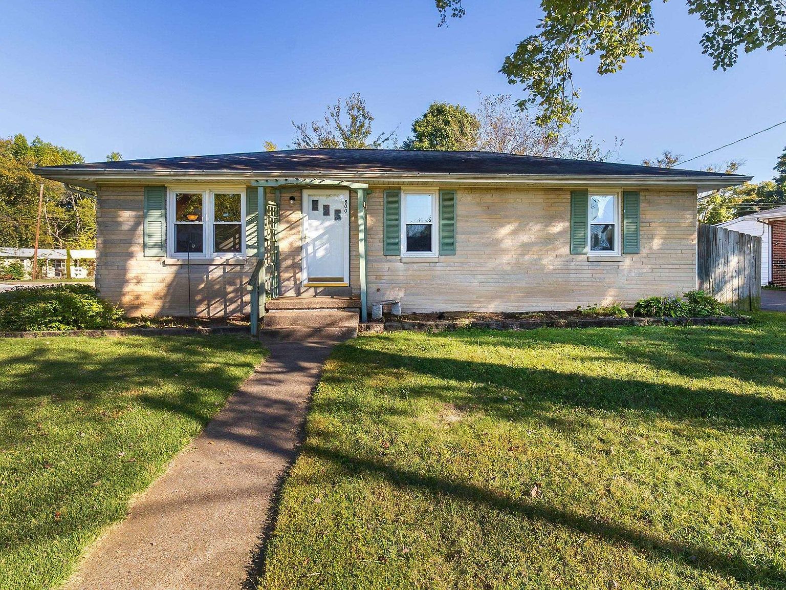 800 Harmon Ct Evansville, IN 47711 - Thumbnail 4