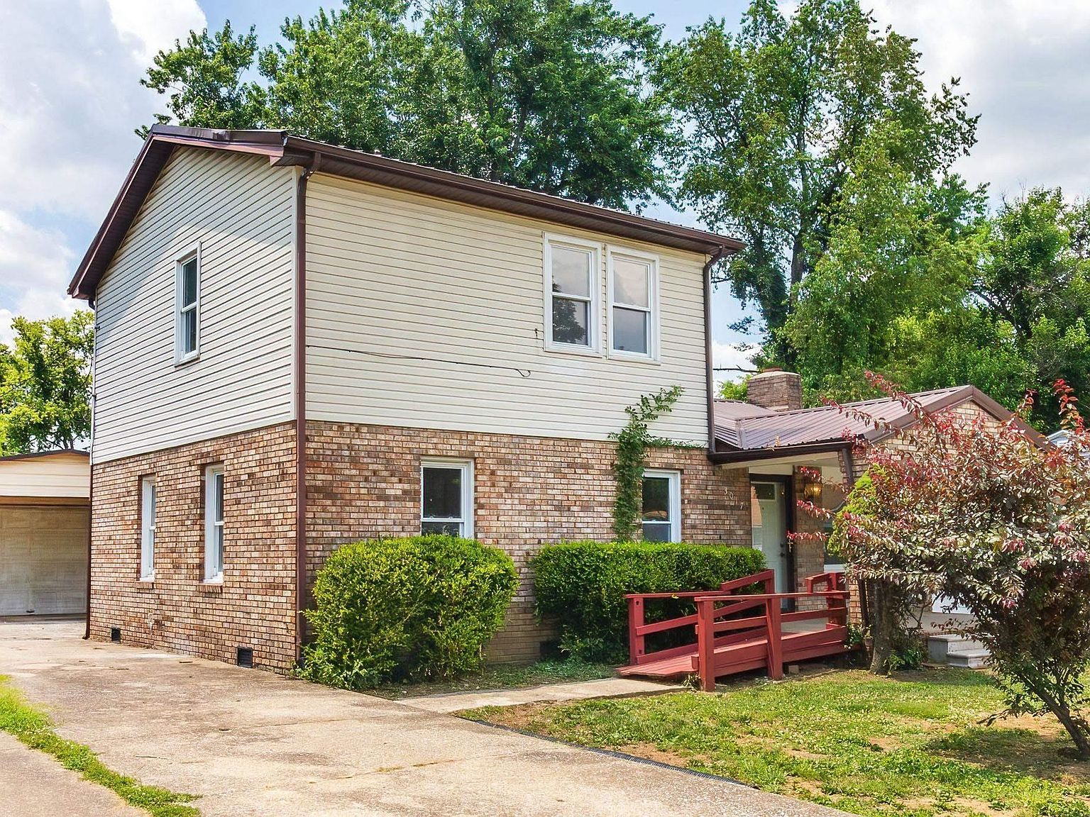 3017 S Rotherwood Ave Evansville, IN 47714 - Thumbnail 4