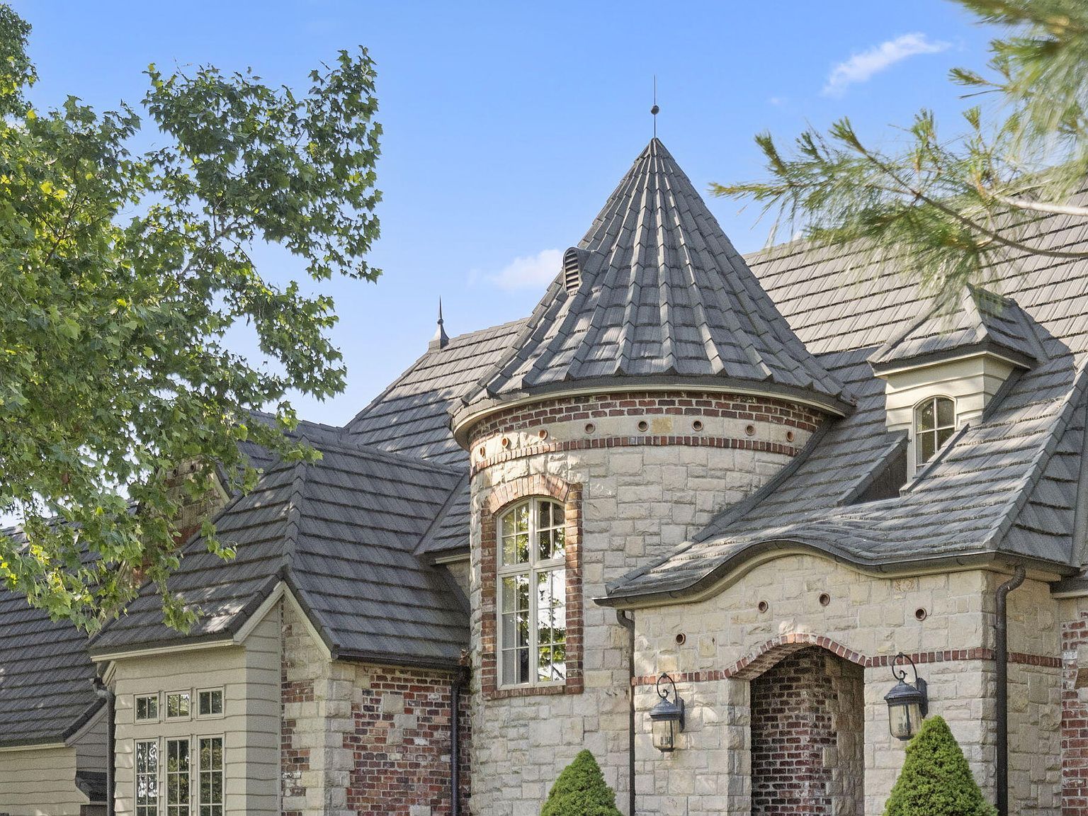 4156 E Division St Springfield, MO 65802 - Thumbnail 4