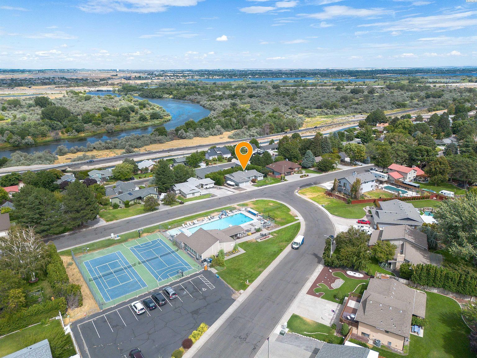 190 Edgewood Dr Richland, WA 99352 - Thumbnail 4