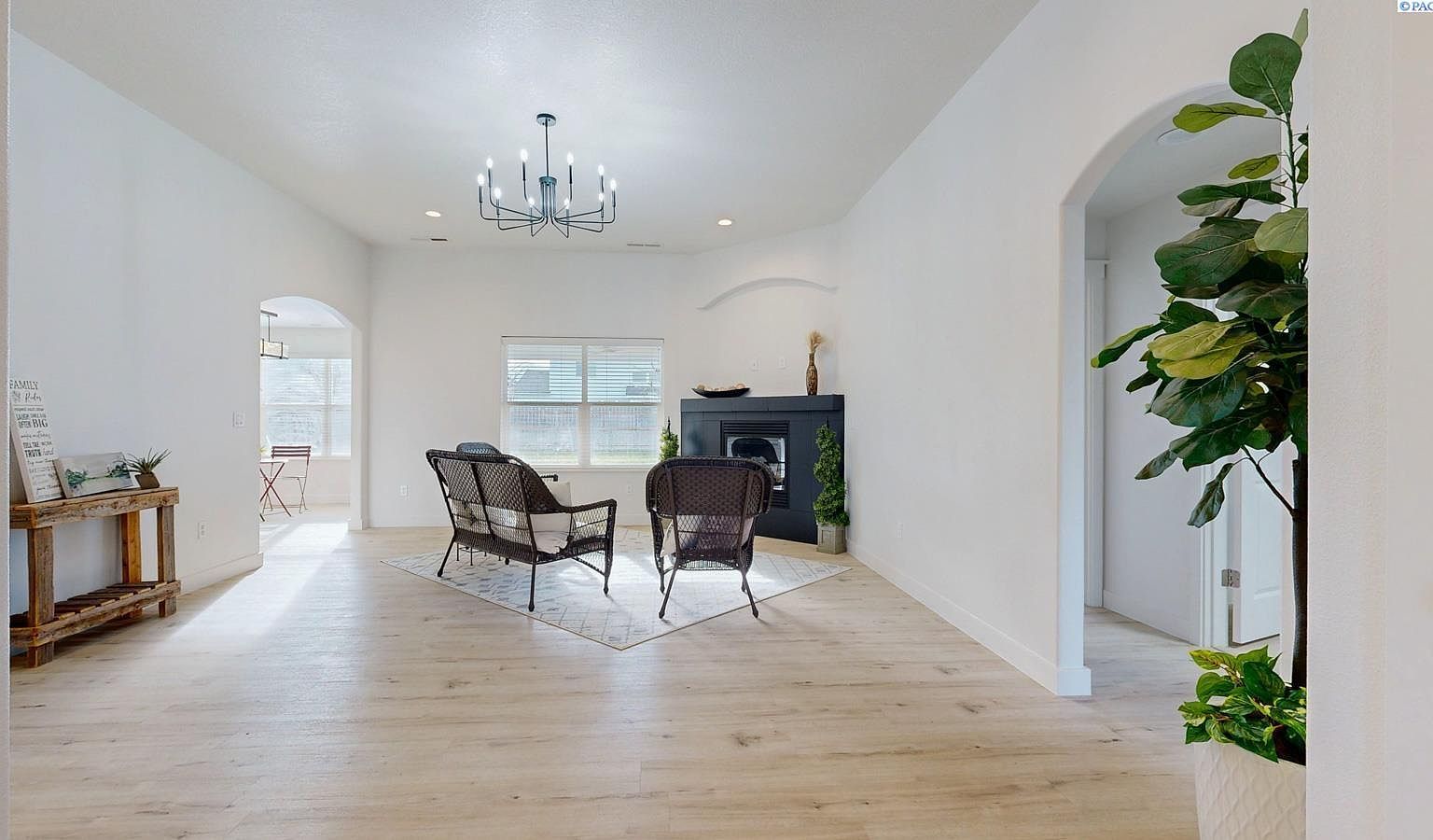 4816 Bilbao Dr Pasco, WA 99301 - Thumbnail 4