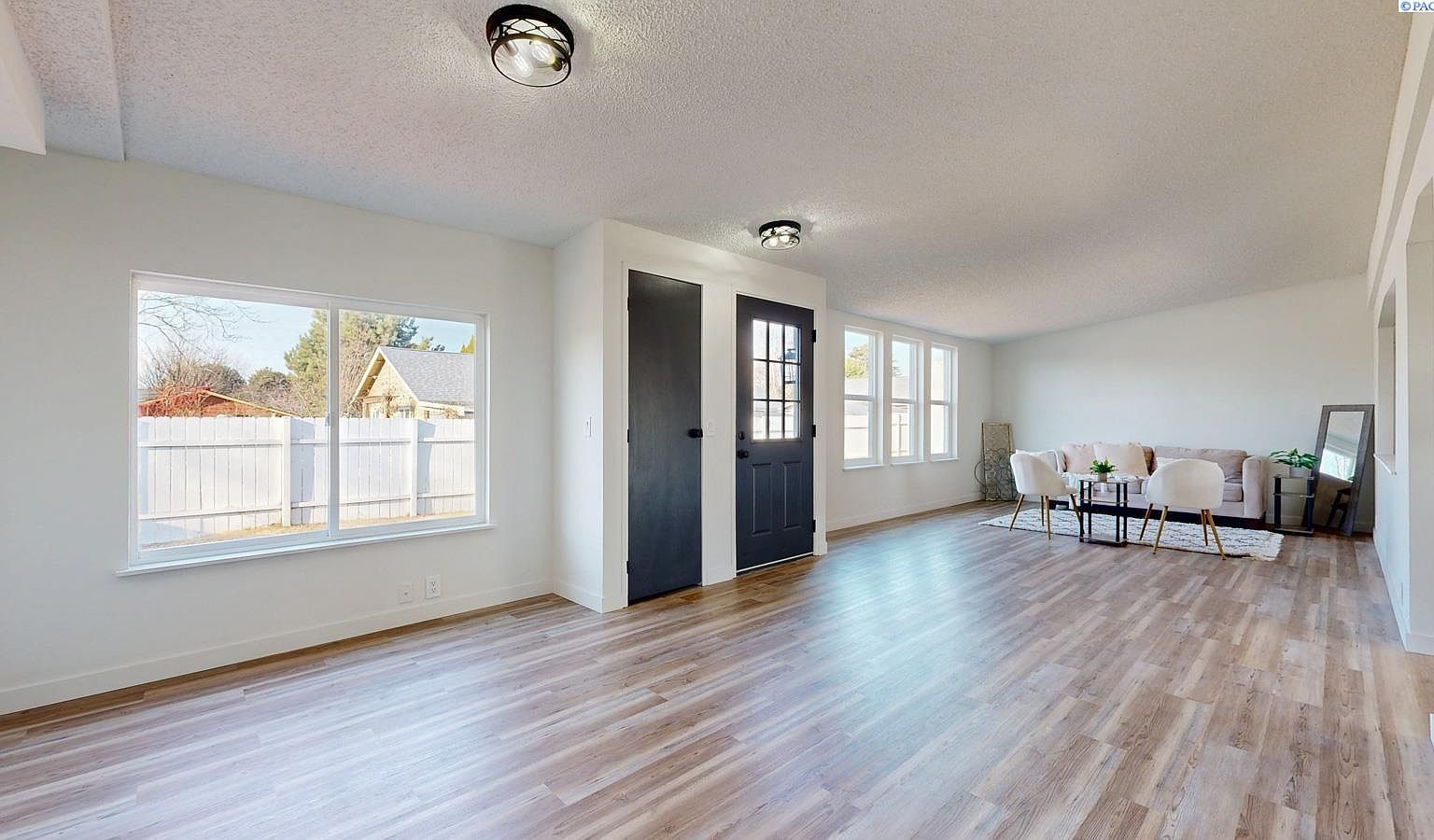 900 S Gum St Kennewick, WA 99336 - Thumbnail 4