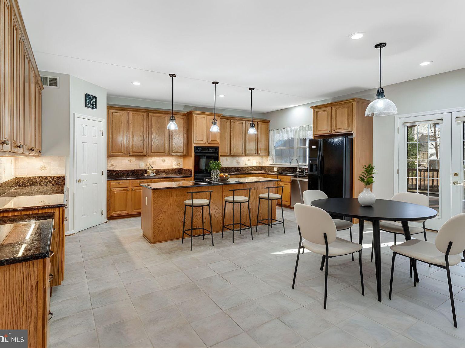 17644 Chisholm Ln Dumfries, VA 22026 - Thumbnail 4