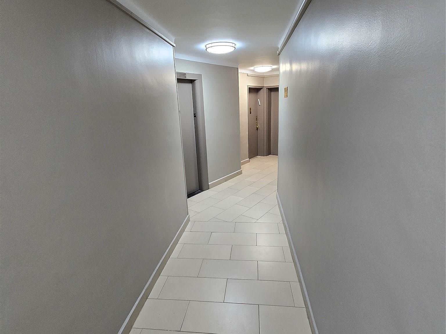 200 Corbin Pl APT 3R Brooklyn, NY 11235 - Thumbnail 4