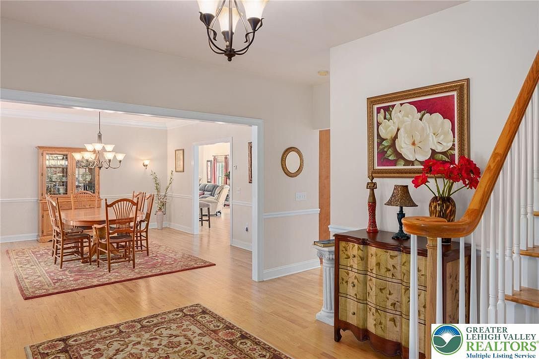 2690 Greens Dr Hellertown, PA 18055 - Thumbnail 4