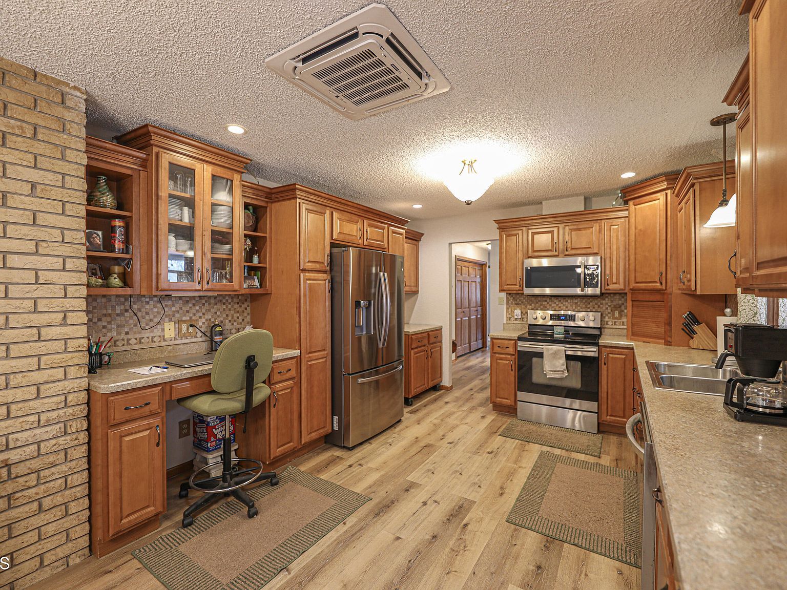 1402 5th Ave NW Mandan, ND 58554 - Thumbnail 4