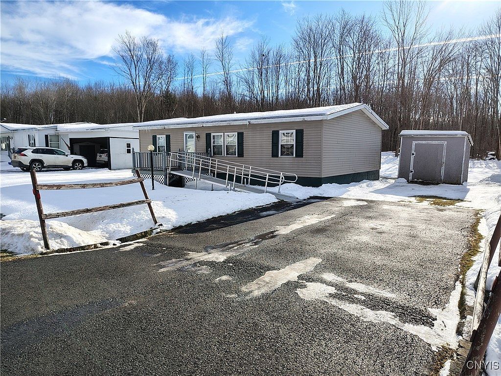 131 Pazdur Blvd S Rome, NY 13440 - Thumbnail 4