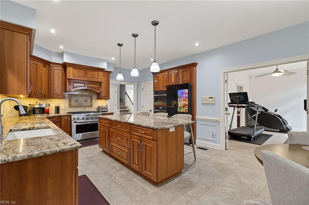 705 Seagrass Reach Chesapeake, VA 23320 - Thumbnail 4