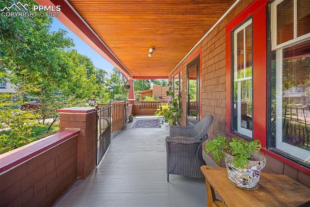 1823 W Pikes Peak Ave Colorado Springs, CO 80904 - Thumbnail 4