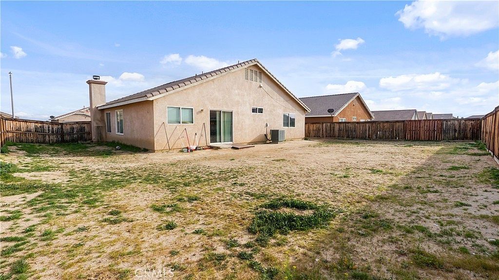15460 Guava Way Victorville, CA 92394 - Thumbnail 4