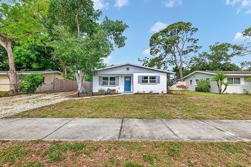 916 Pattison Ave Sarasota, FL 34237 - Thumbnail 4