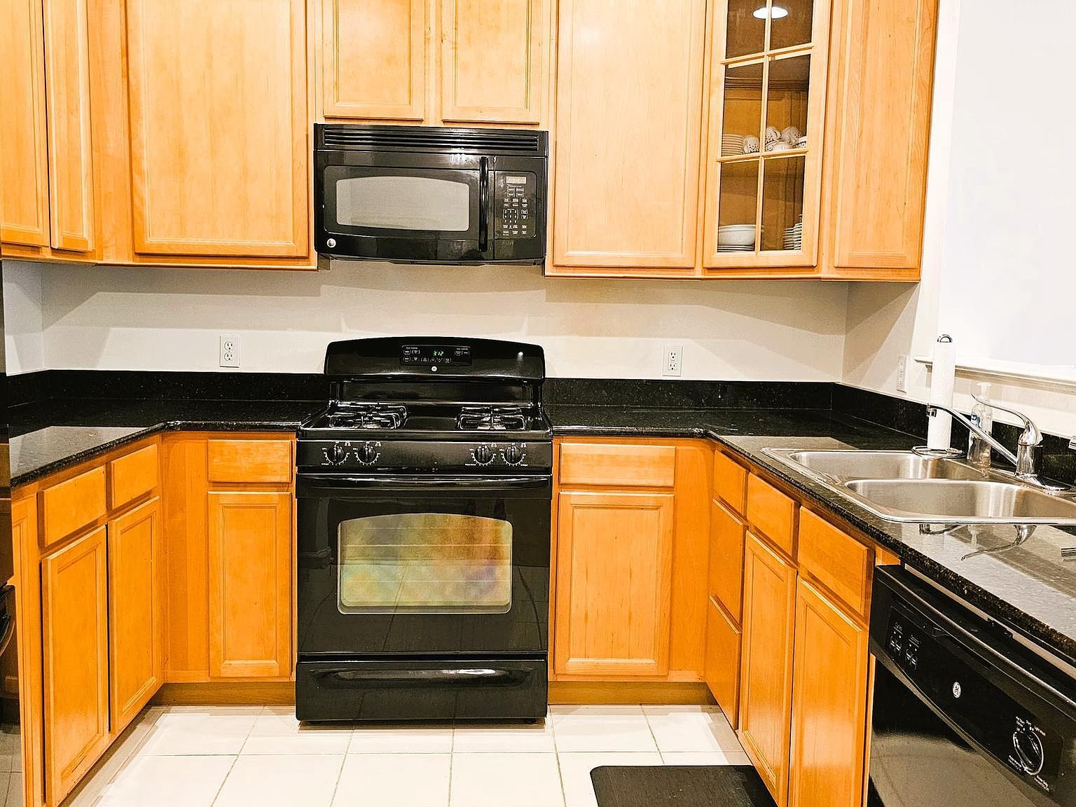 1409 Colts Cir #D Lawrence Township, NJ 08648 - Thumbnail 4