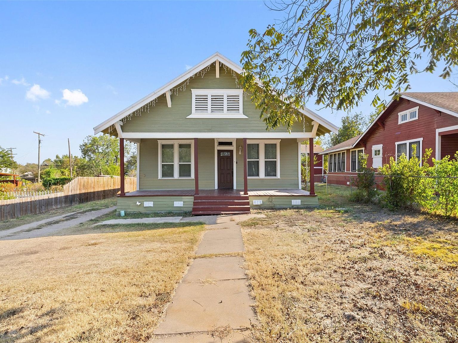 707 W 7th St Taylor, TX 76574 - Thumbnail 4