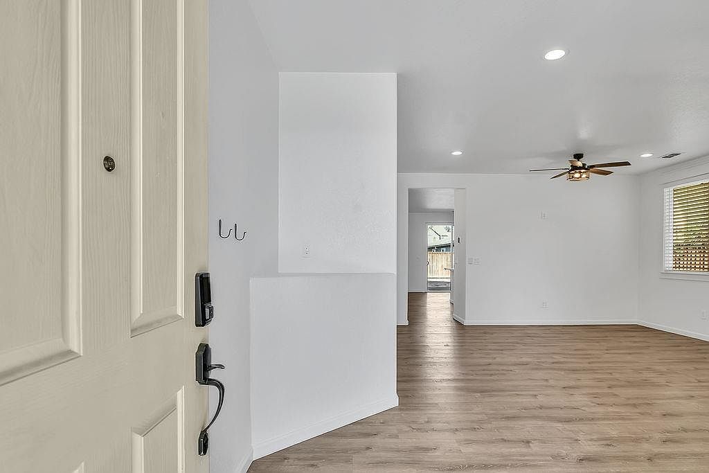 5470 Gold Creek Cir Discovery Bay, CA 94505 - Thumbnail 4