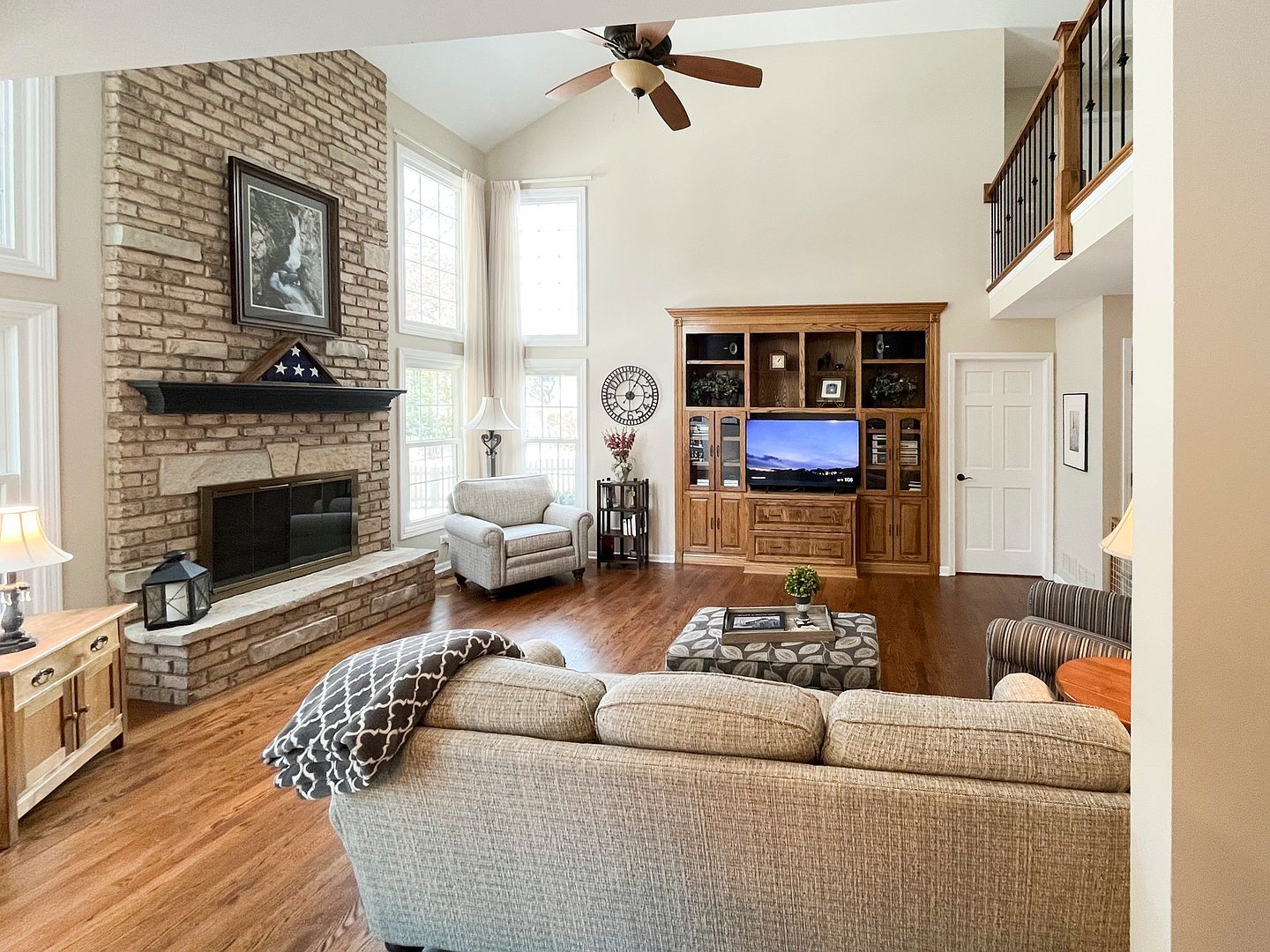 3740 Caine Dr Naperville, IL 60564 - Thumbnail 4