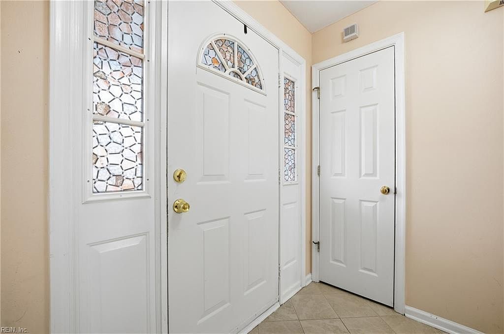 6302 Amberly Ct Suffolk, VA 23435 - Thumbnail 4