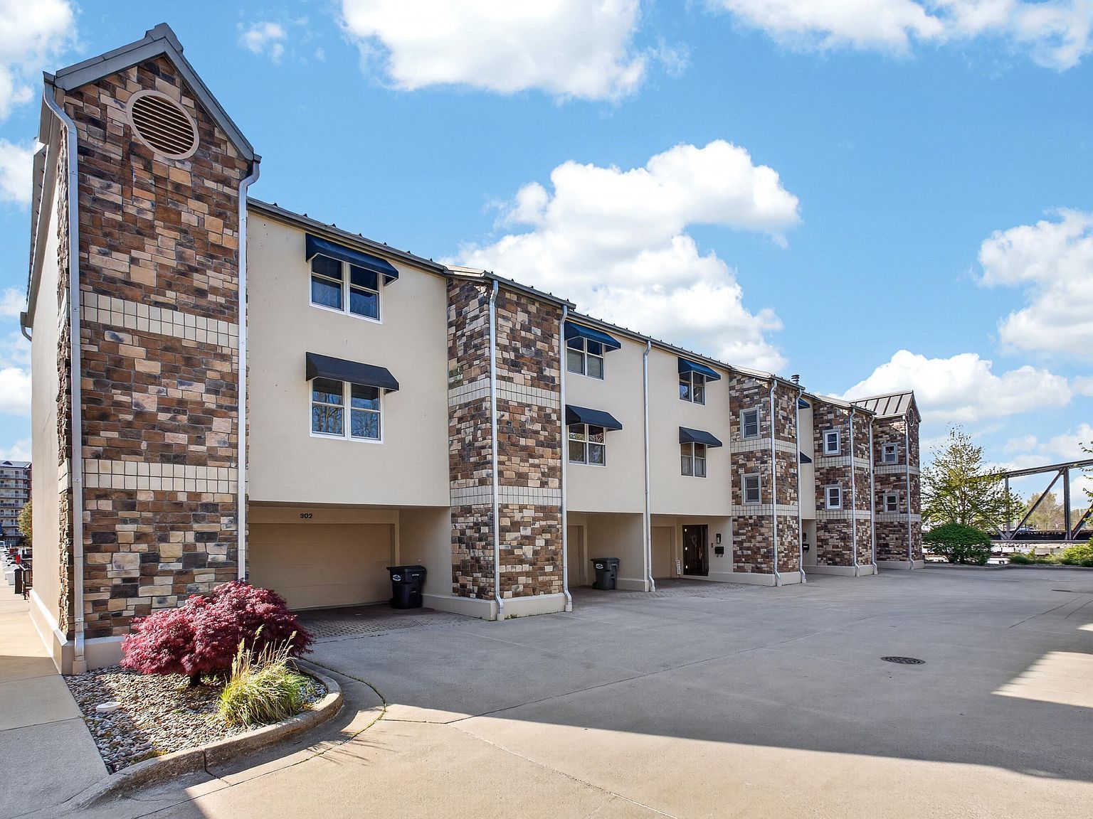 306 Water St Saint Joseph, MI 49085 - Thumbnail 4