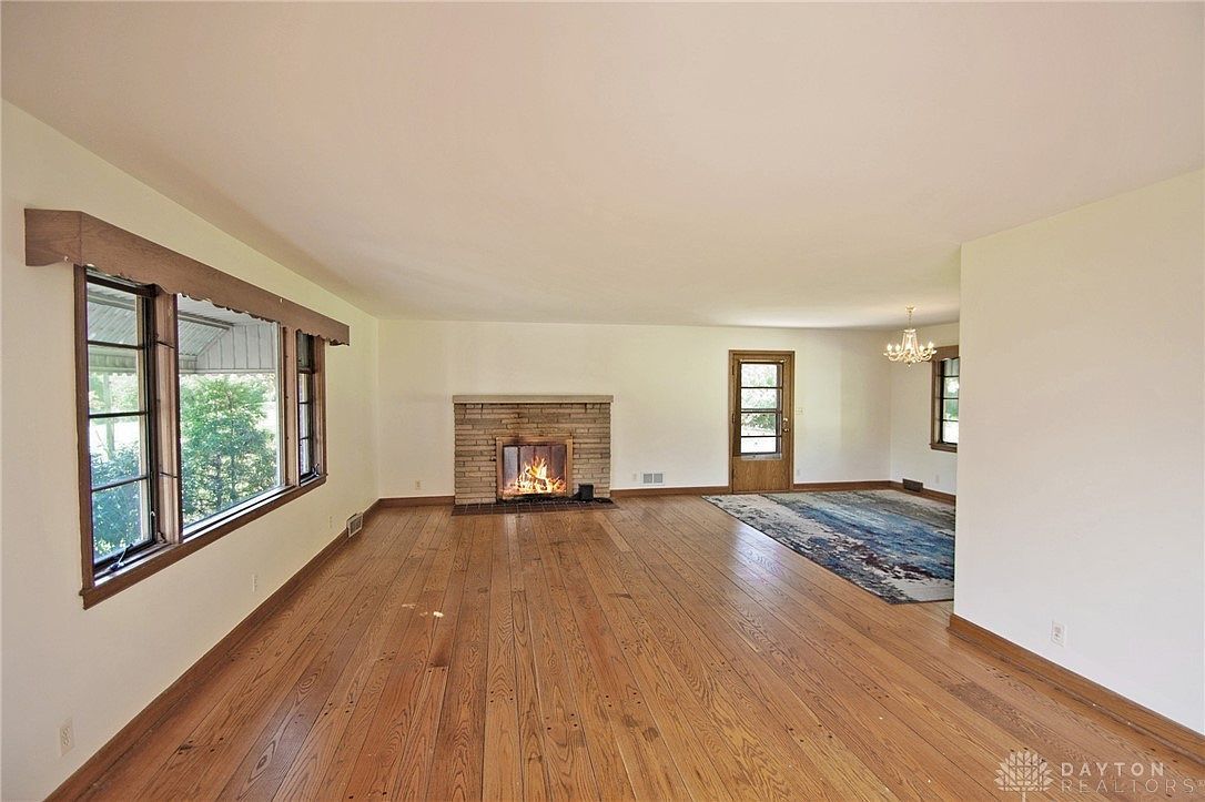 5791 Greenlawn Rd Hamilton, OH 45011 - Thumbnail 4