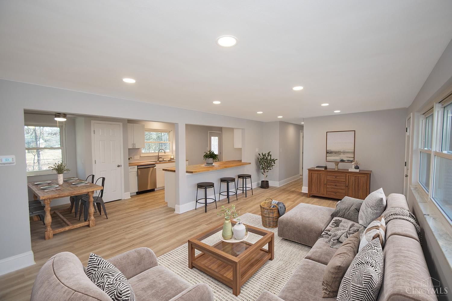 5588 Kay Dr Milford, OH 45150 - Thumbnail 4