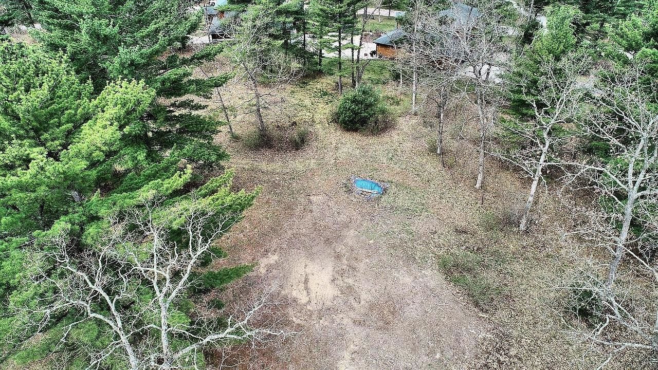 3-4 Greenway Crossing Pvt BUILDING 20 Wisconsin Dells, WI 53965 - Thumbnail 4