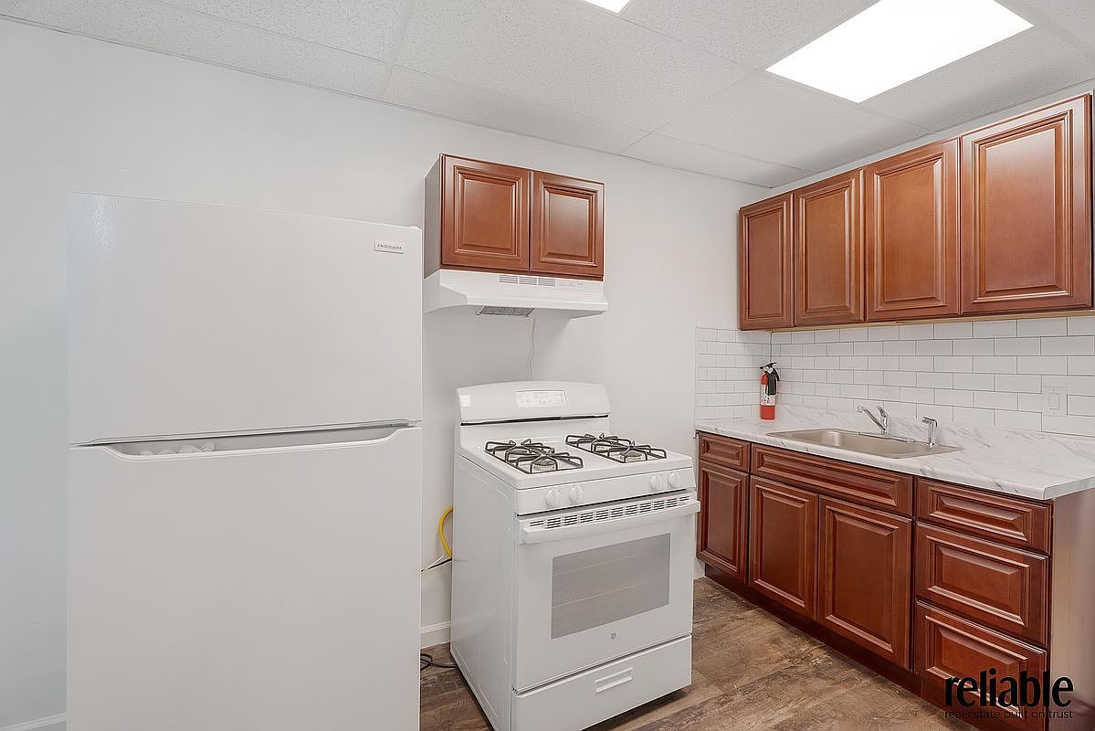 7708 New Utrecht Ave Brooklyn, NY 11214 - Thumbnail 4