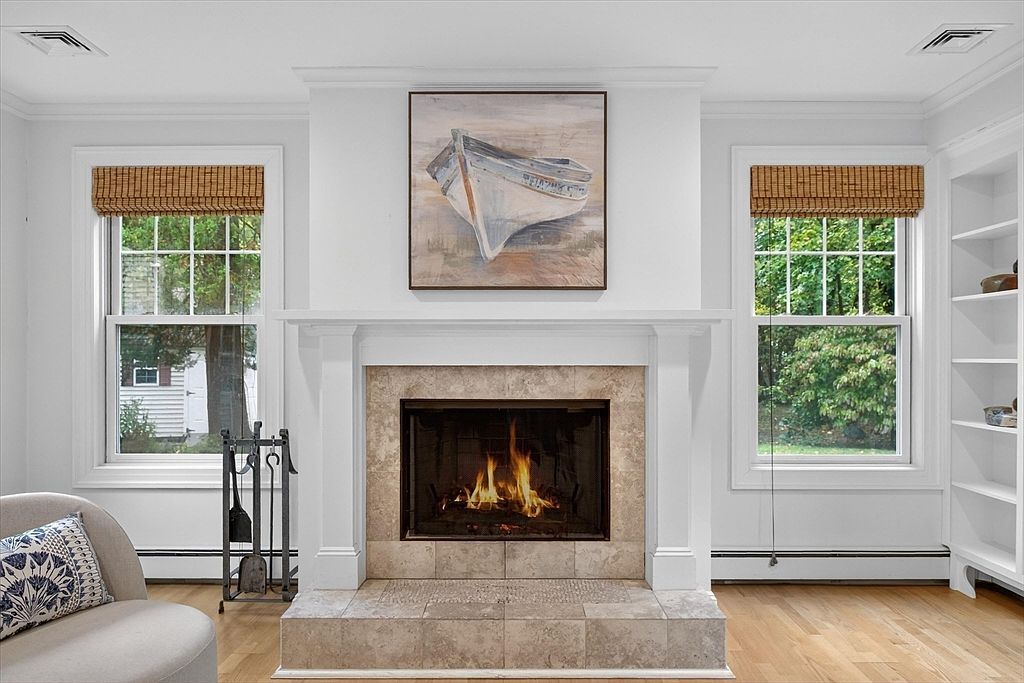 10 Nickerson Rd Bedford, MA 01730 - Thumbnail 4