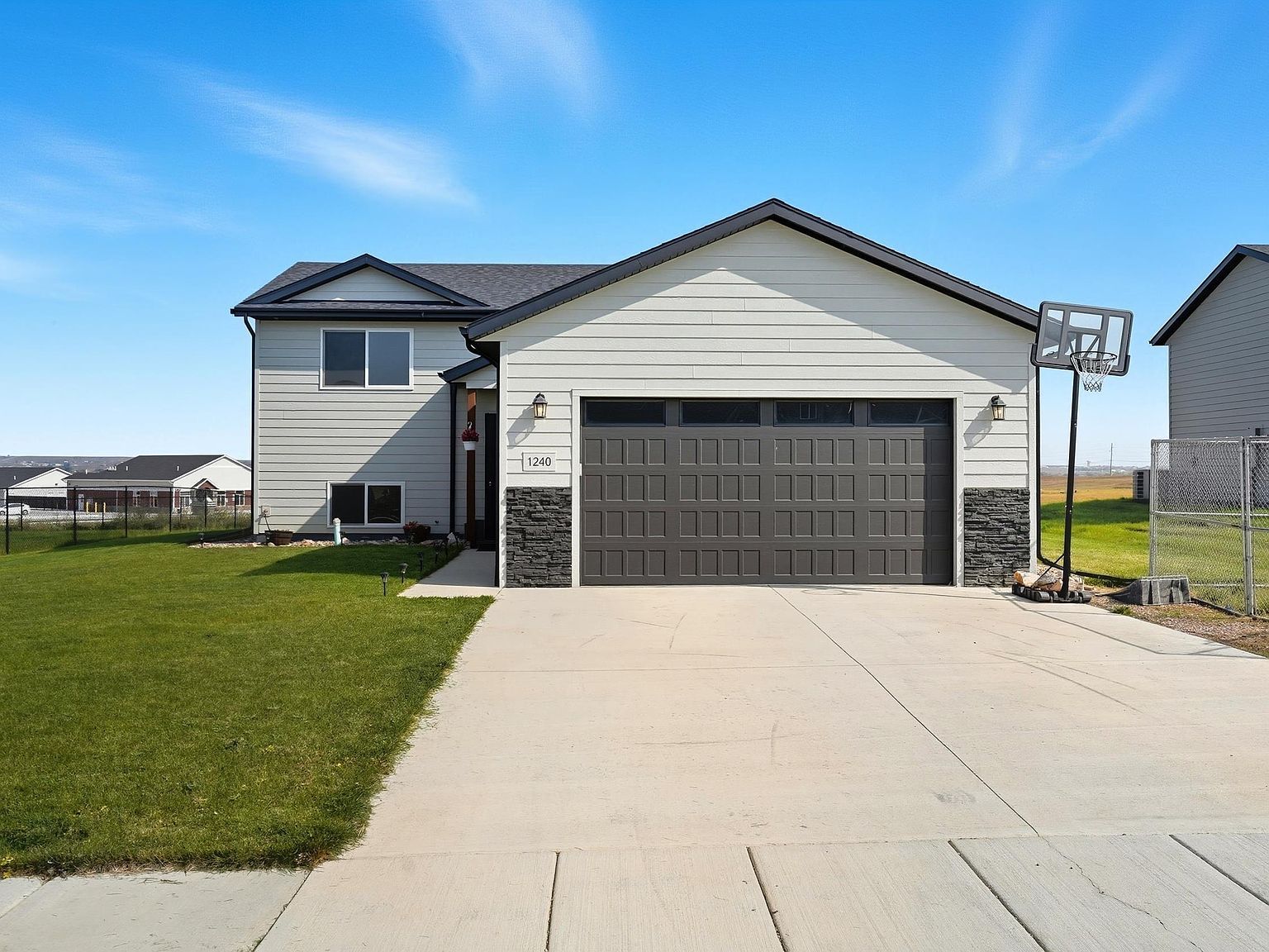 1240 Kenai Dr Box Elder, SD 57719 - Thumbnail 4