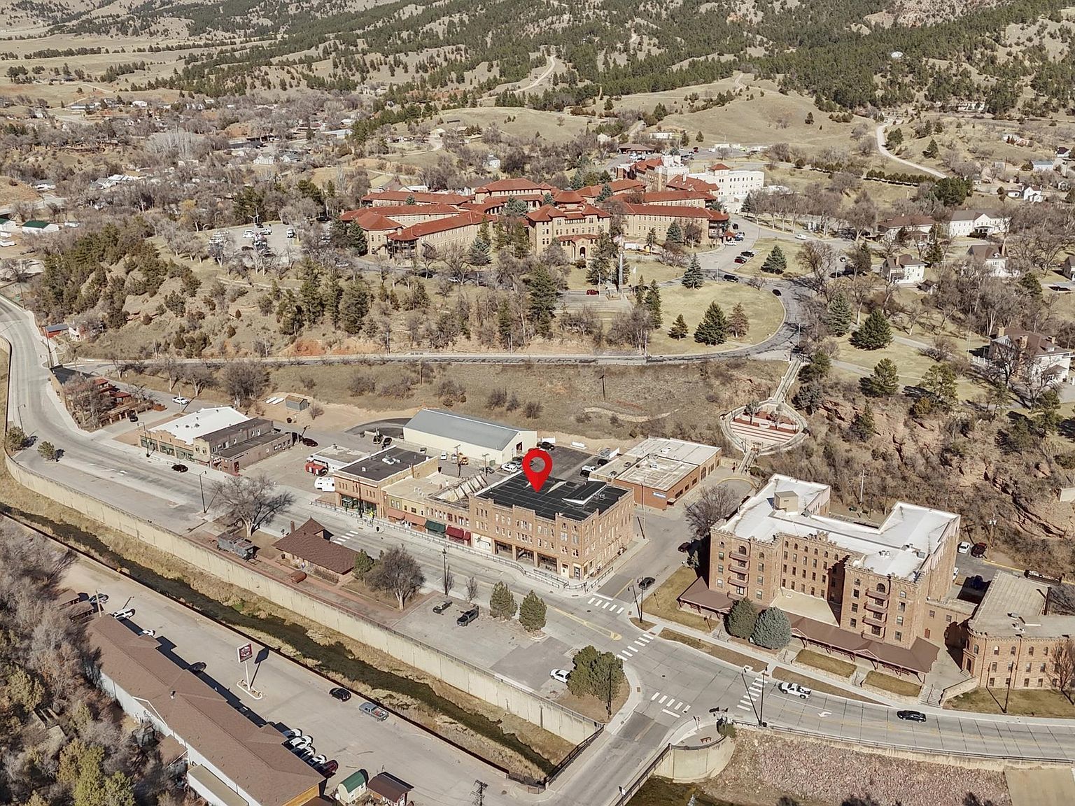 603 N River St Hot Springs, SD 57747 - Thumbnail 4