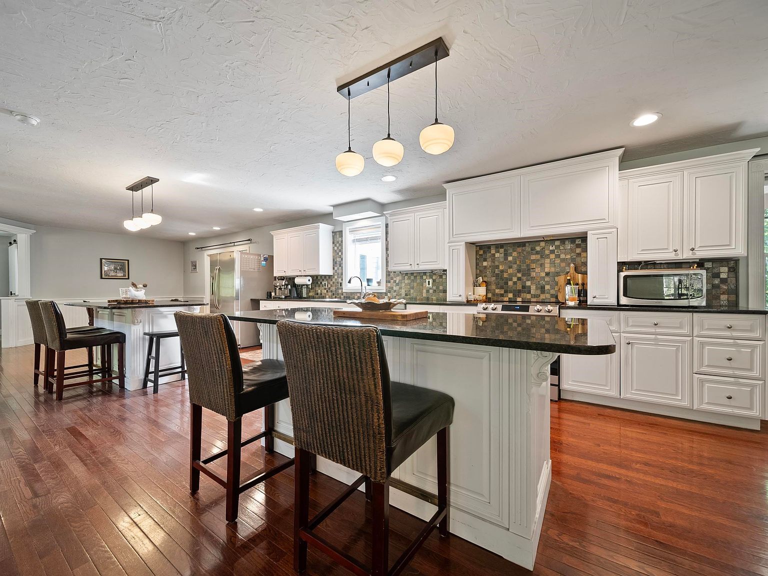 69 Heather Cir Auburn, NH 03032 - Thumbnail 4