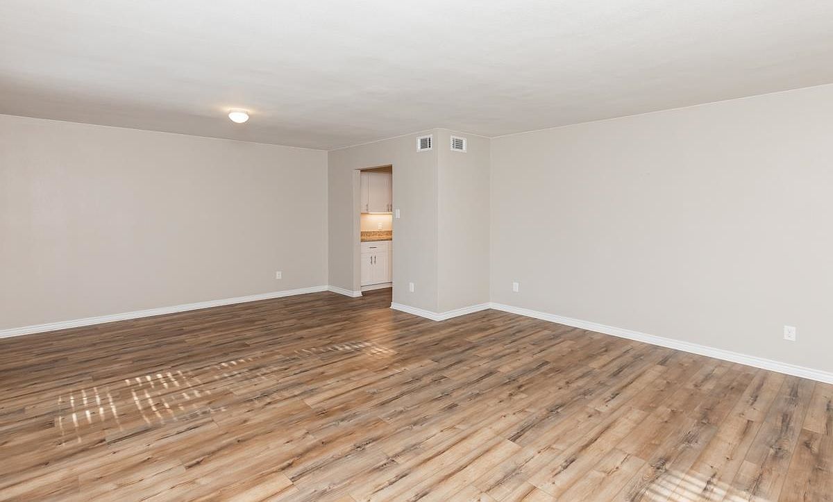 380 Georgetown St Beaumont, TX 77707 - Thumbnail 4