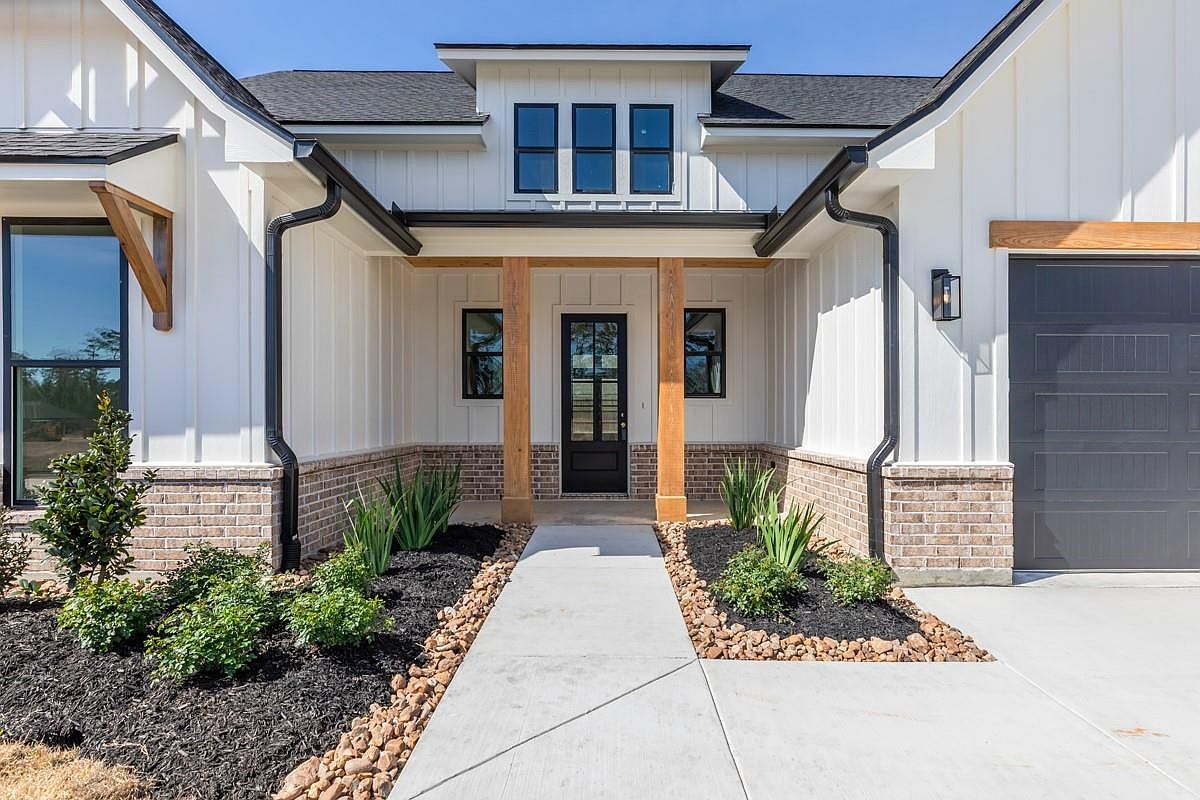 225 Coco Palms Ln Lumberton, TX 77657 - Thumbnail 4