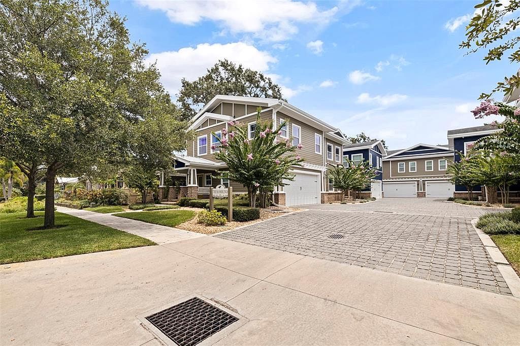 440 11th Ave NE Saint Petersburg, FL 33701 - Thumbnail 4