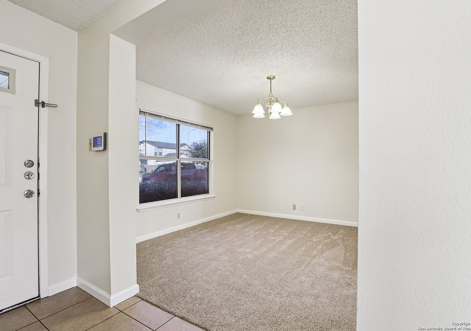 8330 Bent Meadow Dr Converse, TX 78109 - Thumbnail 4