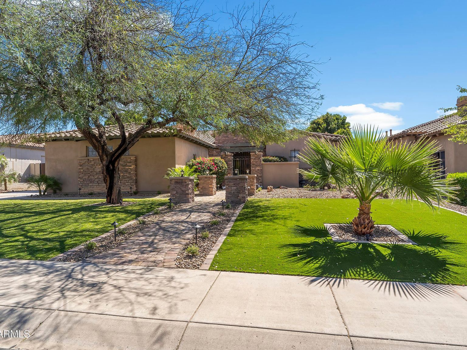 9869 E Davenport Dr Scottsdale, AZ 85260 - Thumbnail 4