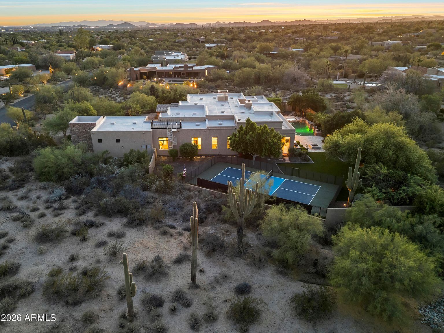 8728 E Camino Del Monte Scottsdale, AZ 85255 - Thumbnail 4