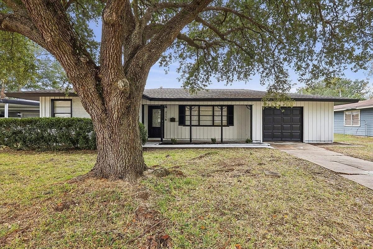 855 Carolina Dr Bridge City, TX 77611 - Thumbnail 4