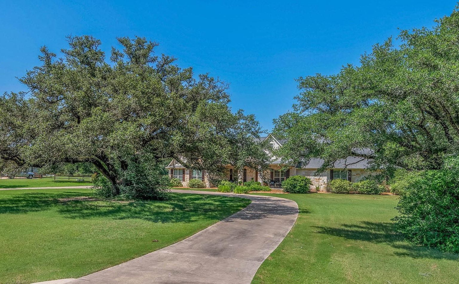 17463 Saddle Creek Dr College Station, TX 77845 - Thumbnail 4