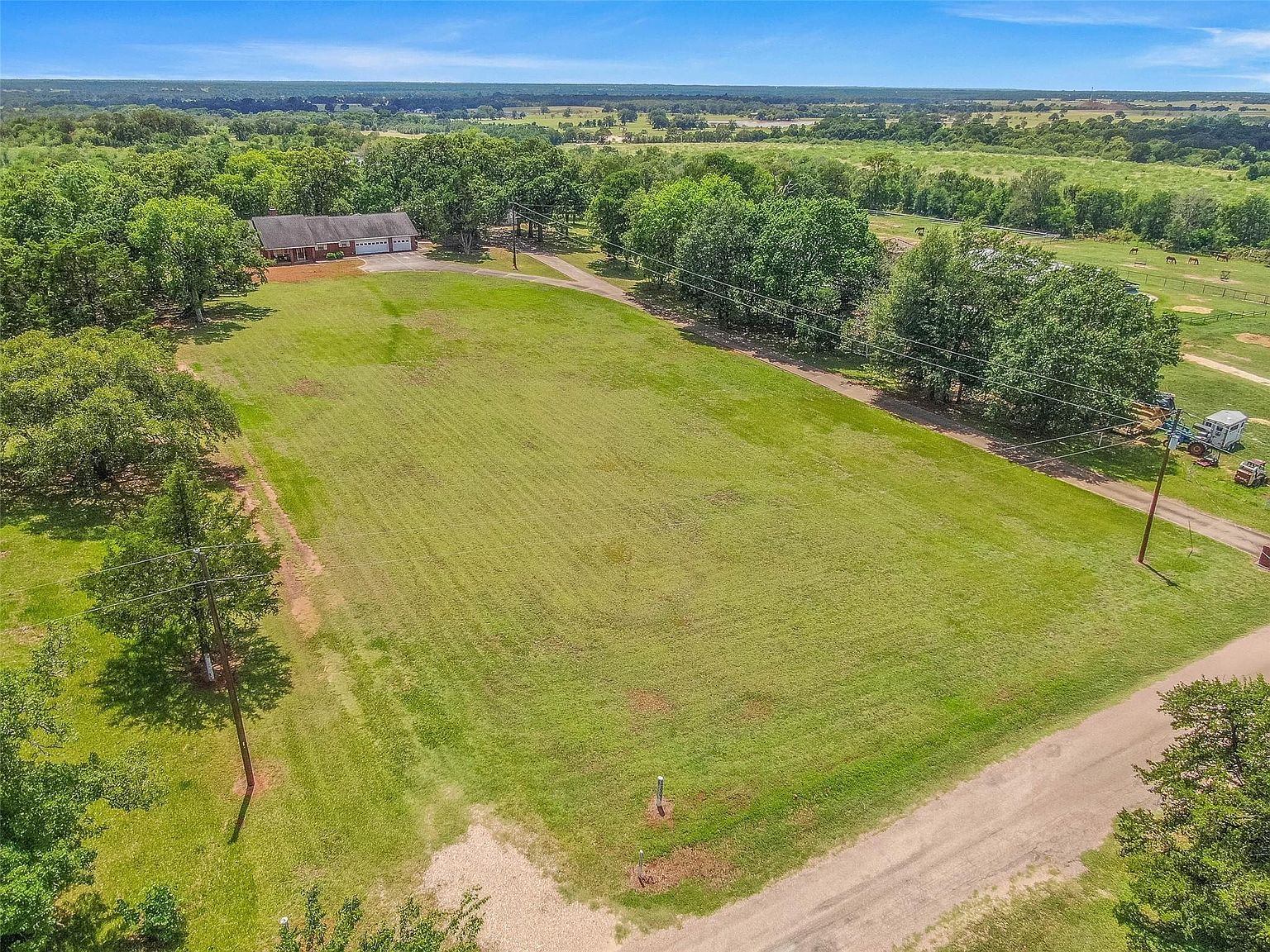 1110 County Road 439 Dime Box, TX 77853 - Thumbnail 4