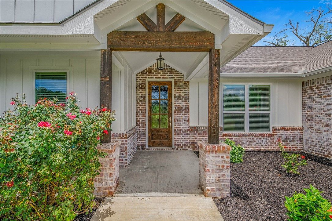 9868 Albert Dr Iola, TX 77861 - Thumbnail 4