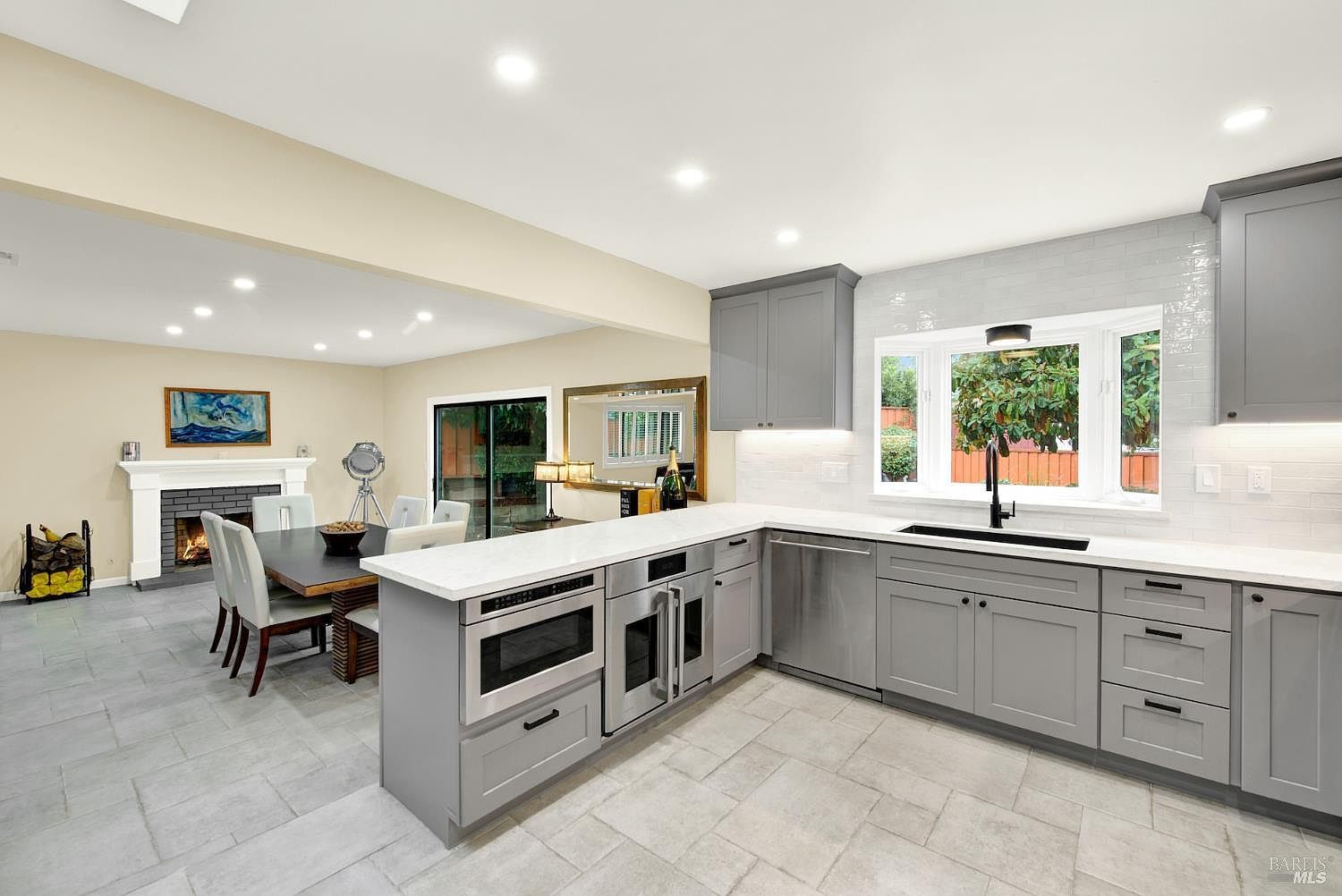 2407 Norton St Napa, CA 94558 - Thumbnail 4