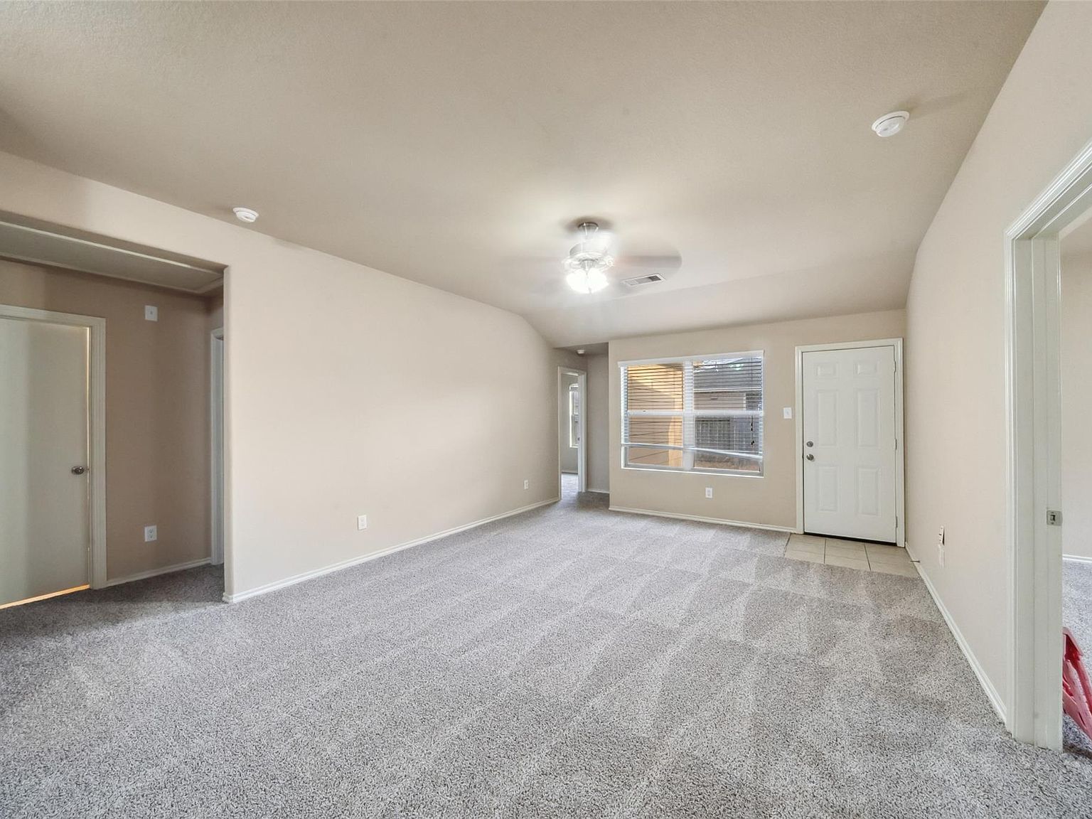 814 N Katydid Ct Conroe, TX 77301 - Thumbnail 4