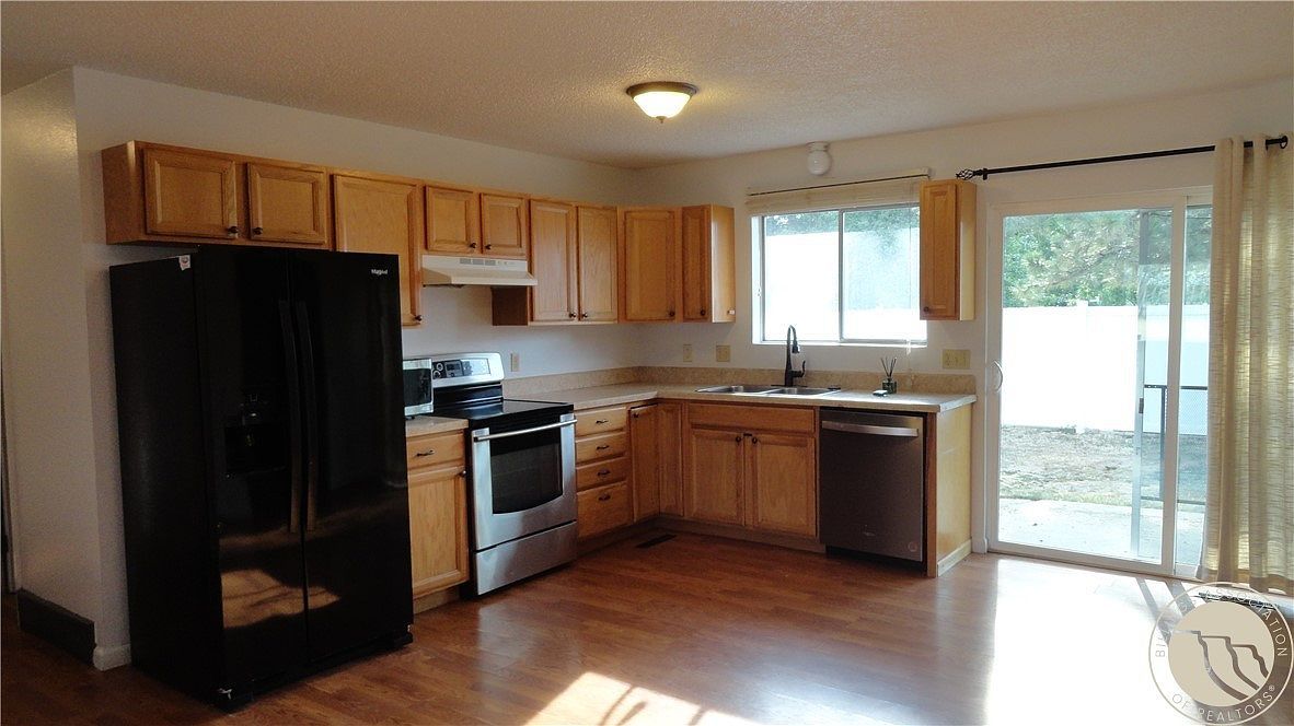 1332-1334 Hawthorne Ln Billings, MT 59105 - Thumbnail 4