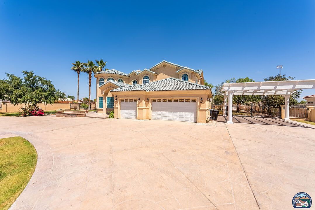 1849 Lotus Ave El Centro, CA 92243 - Thumbnail 4