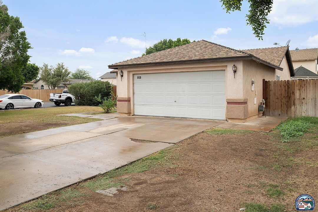959 Pater St Brawley, CA 92227 - Thumbnail 4