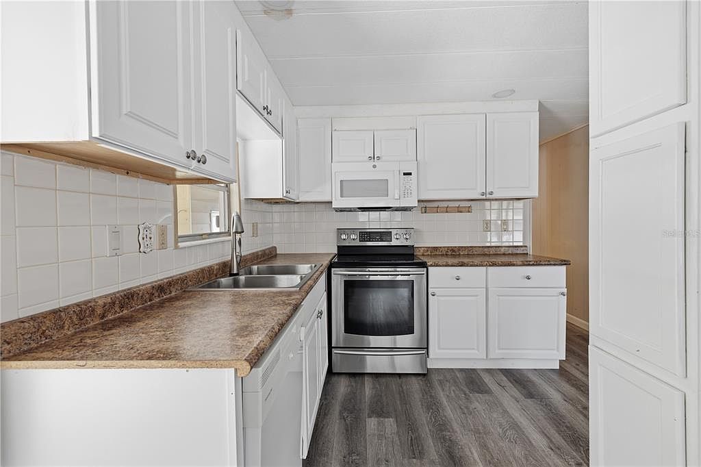 3417 WAX MYRTLE CIRCLE Zellwood, FL 32798 - Thumbnail 4