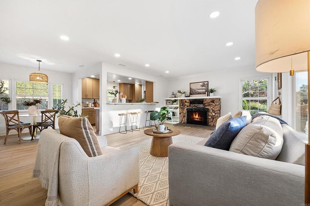 1510 Melrose Way Vista, CA 92081 - Thumbnail 4