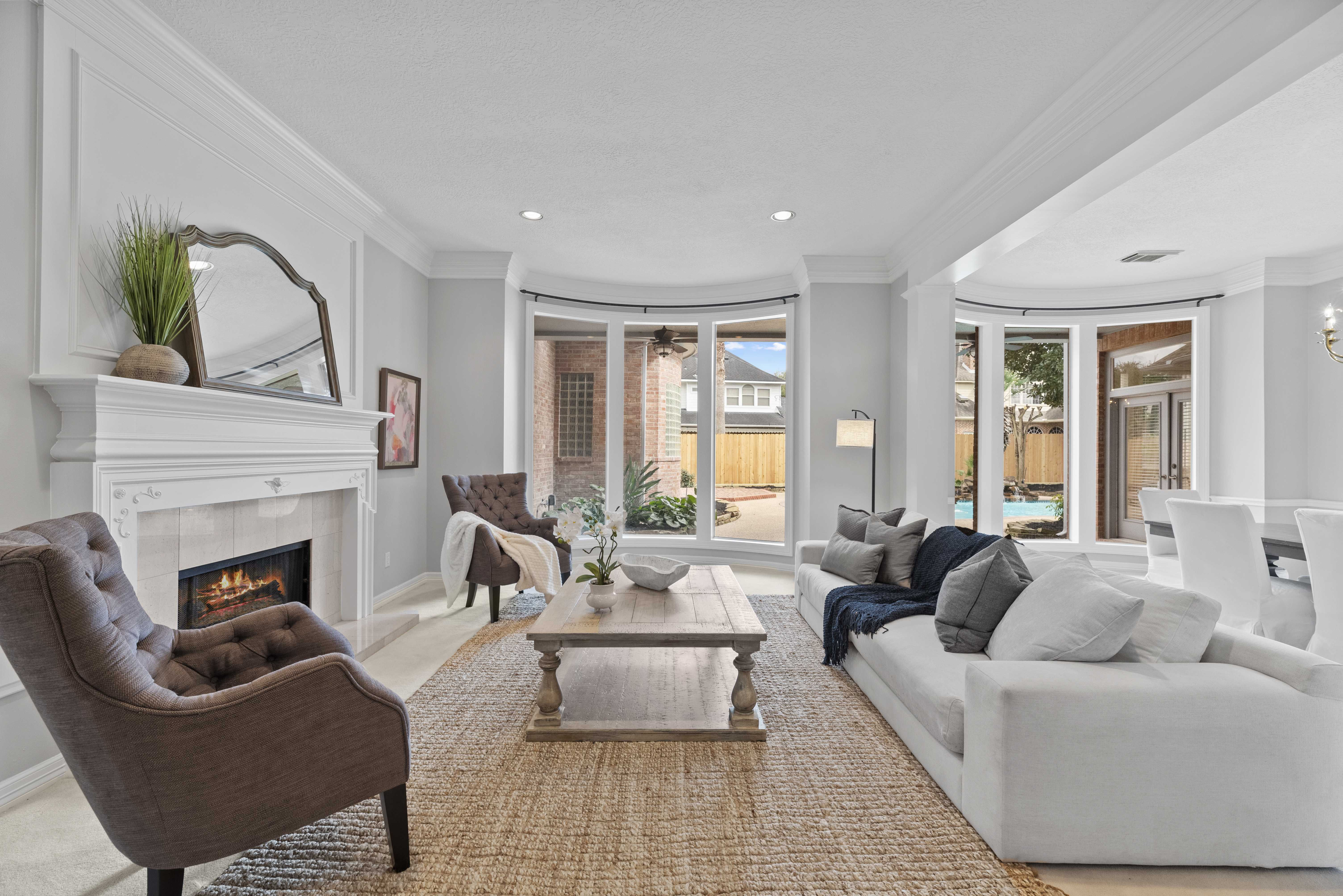 2703 Briar Bend Court, Sugar Land, TX, USA, 77479 - Thumbnail 5