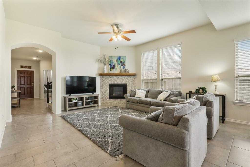 2414 Cherrington Woods Lane, Rosenberg, TX, 77469 - Thumbnail 5