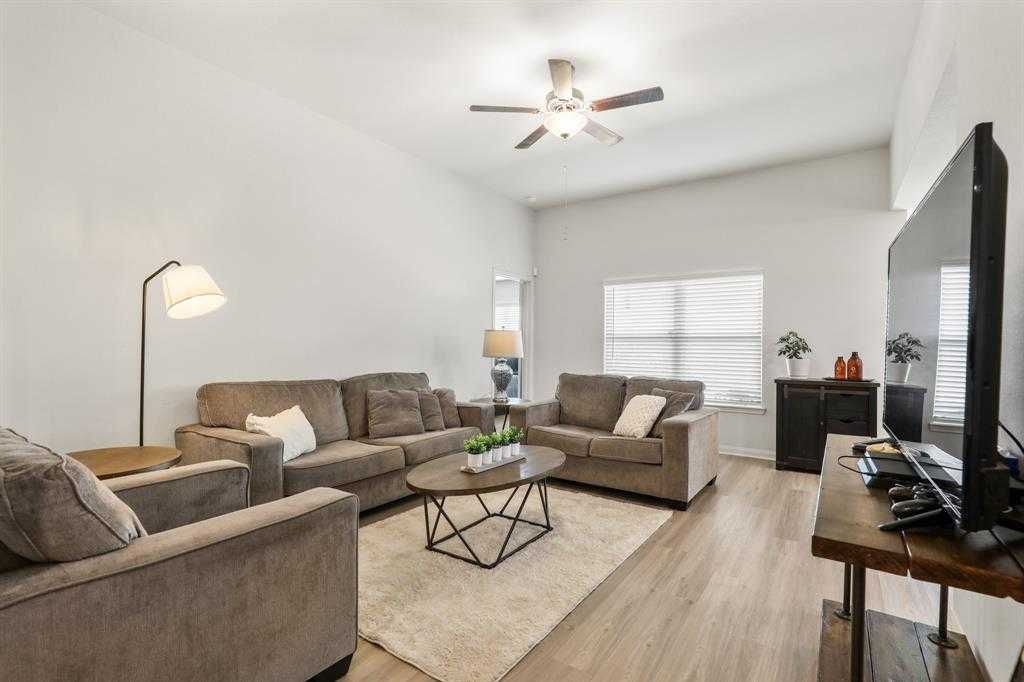 3029 Iron Woods Drive, Katy, TX, USA, 77493 - Thumbnail 4